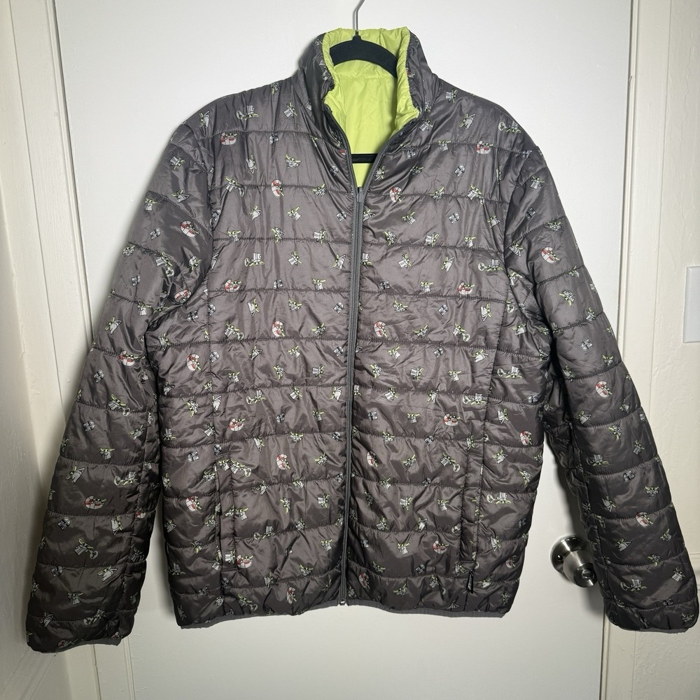 Disney Star Wars Grogu Gray Puffer Coat Size Large NWOT Reversible Baby Yoda